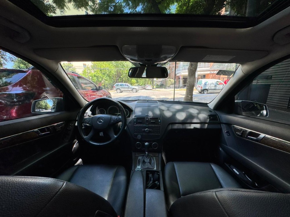 Mercedes-Benz C-Class Elegance — foto 2